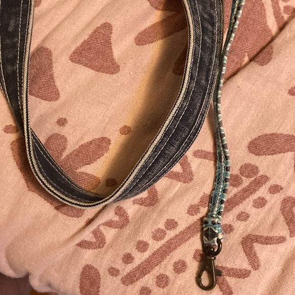 Salt box sea turtle canvas beach tote - Picture 3 of 15